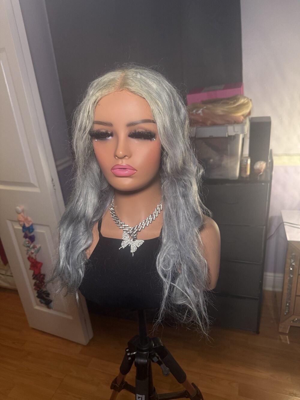 Human Hair T-Part Lace Front Wig Long Wavy Silver Gray